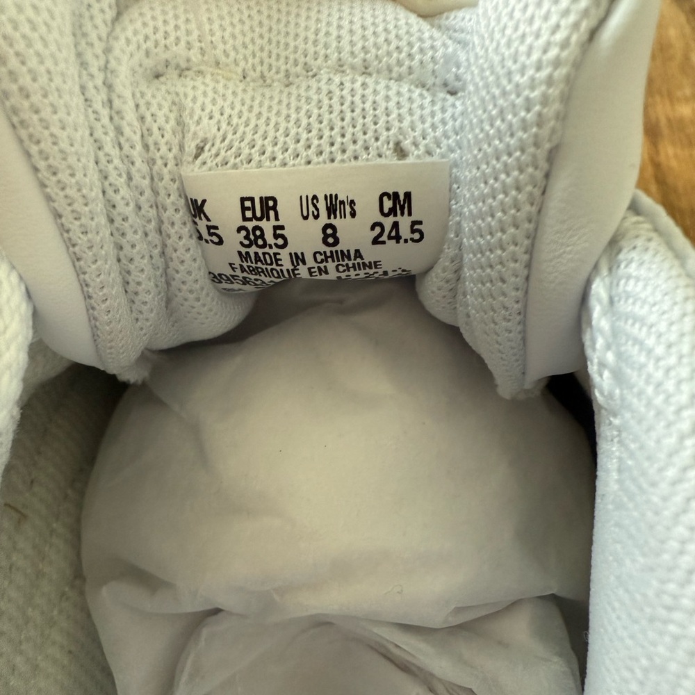 PUMA Women’s White Sneakers with Gum Sole – SoftFoam+ Comfort - Picture 8 of 8